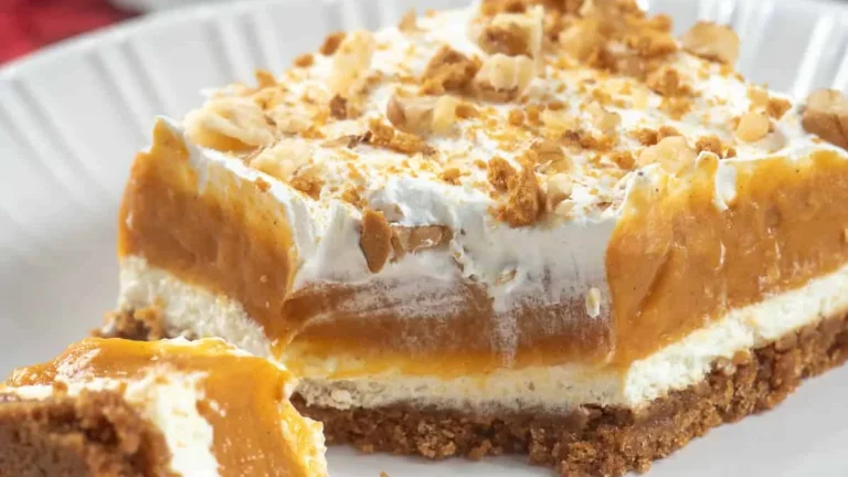 25 Easy Holiday Dessert Recipes (that everyone will love)